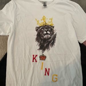 NWT KING t shirt‼️BOGO‼️